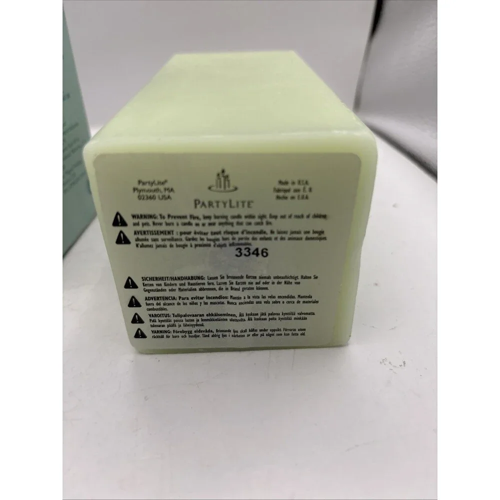 New PartyLite Candle Spring Water Scented Square Pillar 3" x 6" K06611 - Picture 4 of 4